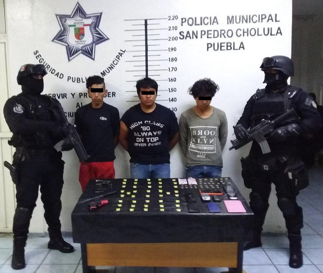 1 Detiene Grupo Táctico de San Pedro Cholula a 3 sujetos por delitos contra la salud